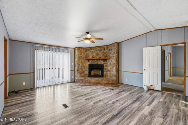 418 County Road 61, Riceville, TN 37370