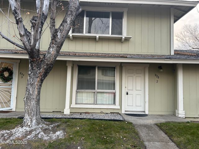 828 Woodglen Drive APT 2, Sparks, NV 89434
