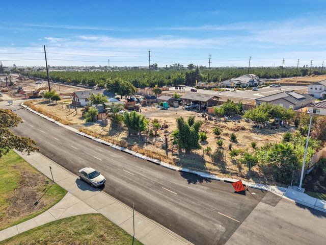 2909 Pock Ln, Stockton, CA 95205