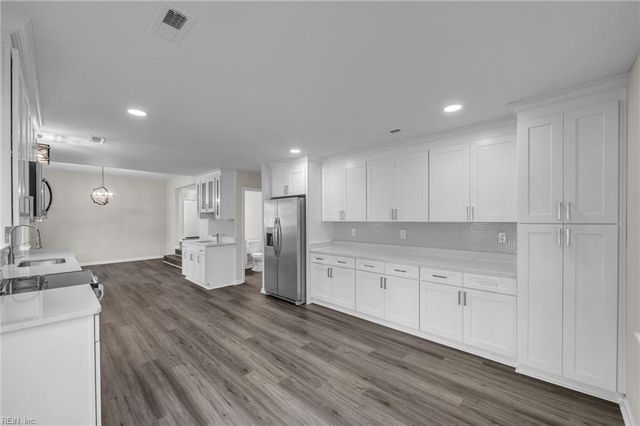 2300 Plantation DR, Virginia Beach, VA 23454