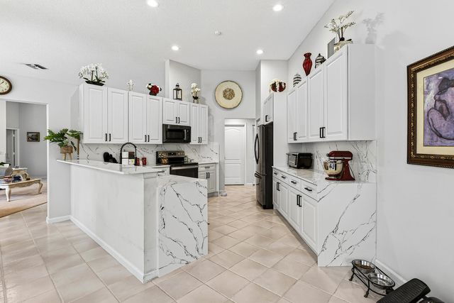 549 Stonemont Lane, Weston, FL 33326