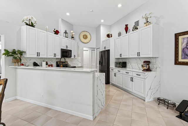 549 Stonemont Lane, Weston, FL 33326