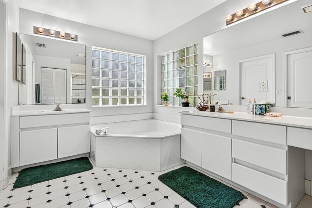 549 Stonemont Lane, Weston, FL 33326