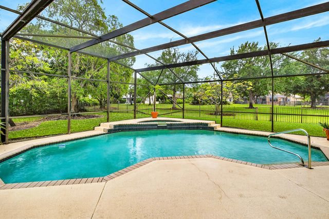 549 Stonemont Lane, Weston, FL 33326