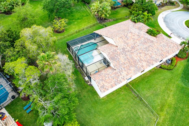 549 Stonemont Lane, Weston, FL 33326