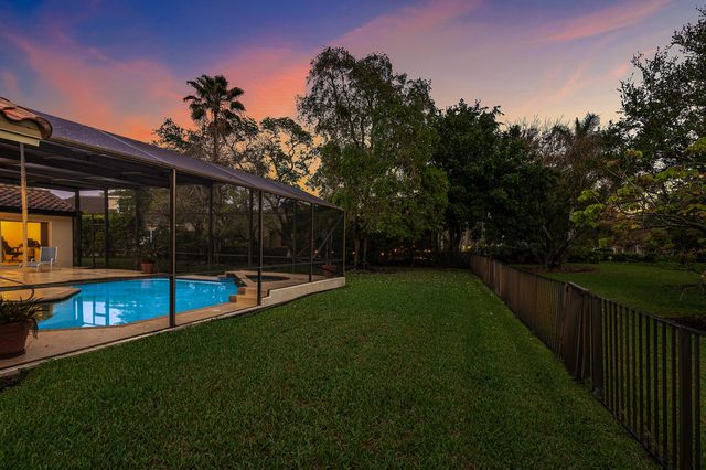 549 Stonemont Lane, Weston, FL 33326