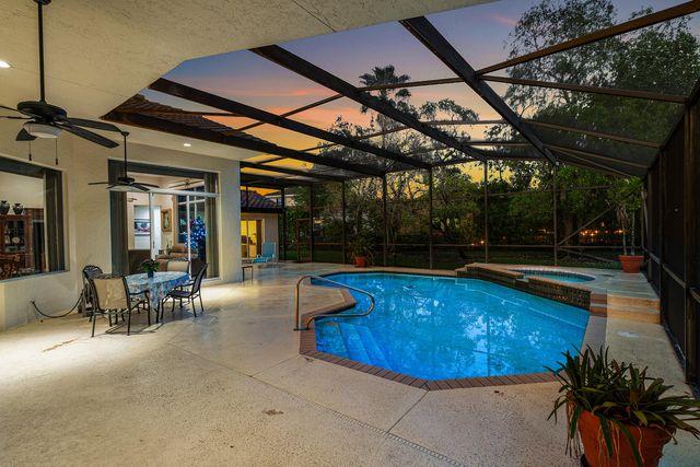 549 Stonemont Lane, Weston, FL 33326