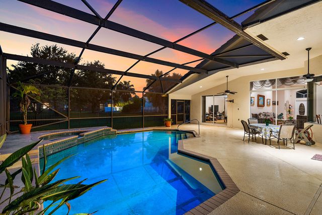 549 Stonemont Lane, Weston, FL 33326