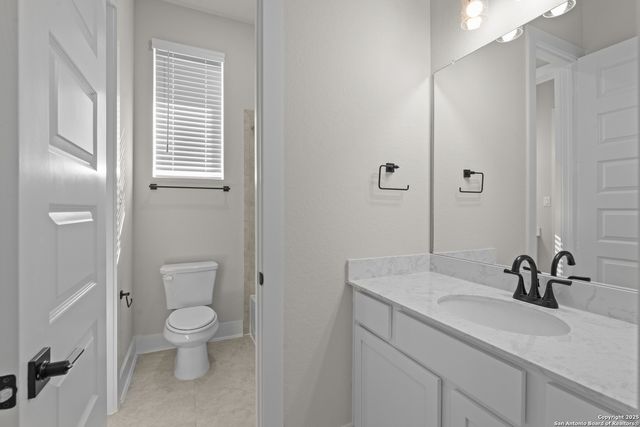 169 Highland Park, Castroville, TX 78009