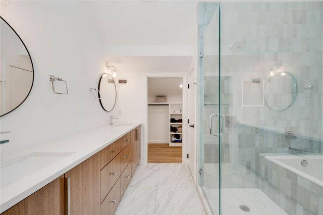 1208 Luna ST 1, Austin, TX 78721