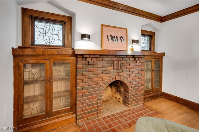 2016 Rossmoor Road, Cleveland Heights, OH 44118