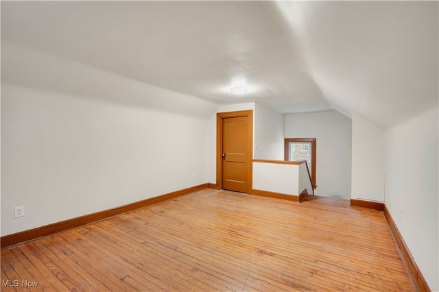 2016 Rossmoor Road, Cleveland Heights, OH 44118