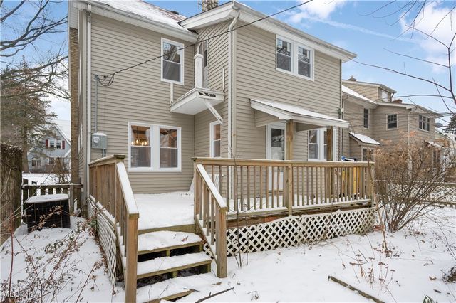 2016 Rossmoor Road, Cleveland Heights, OH 44118