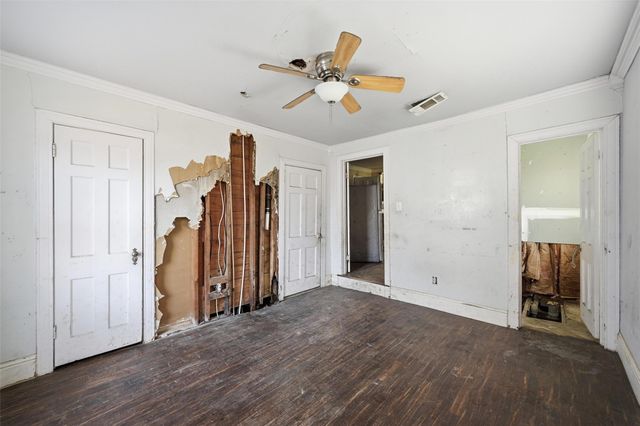 2305 Stanford Street, Greenville, TX 75401