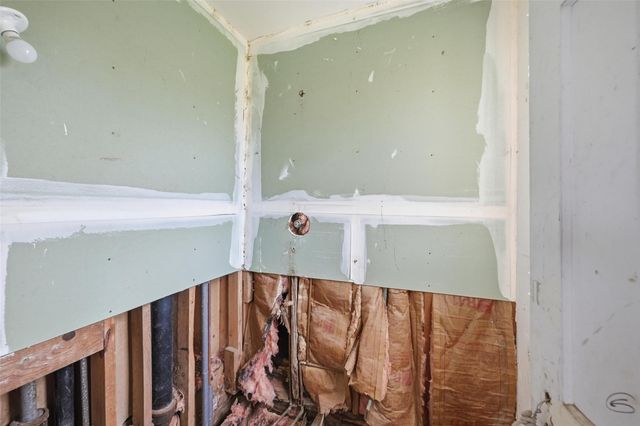 2305 Stanford Street, Greenville, TX 75401