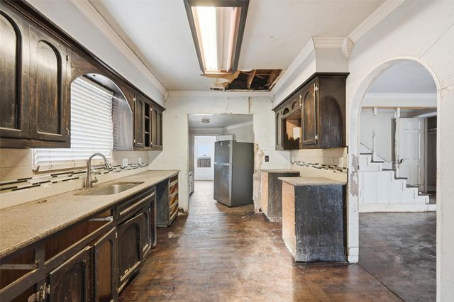 2305 Stanford Street, Greenville, TX 75401