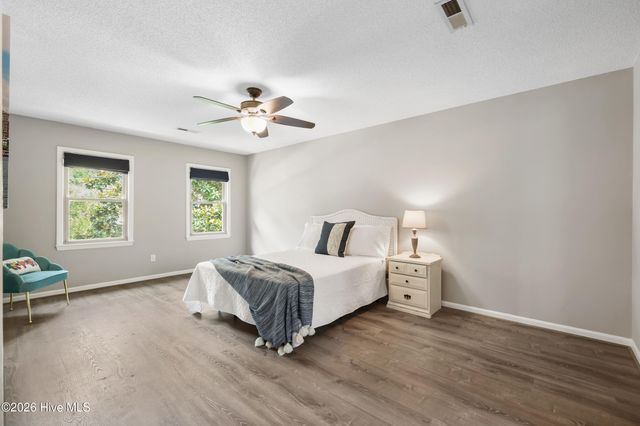 212 Dorchester Place, Wilmington, NC 28412
