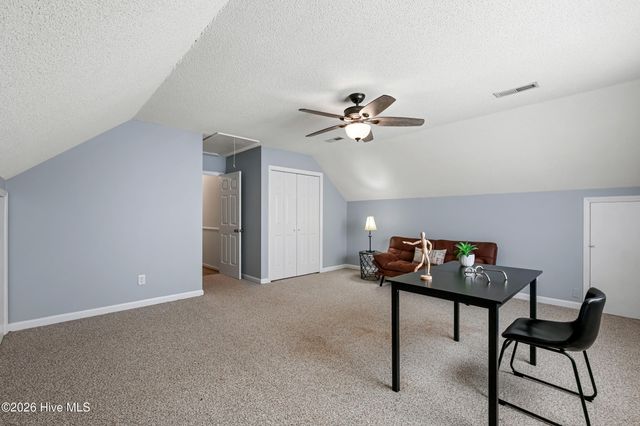 212 Dorchester Place, Wilmington, NC 28412