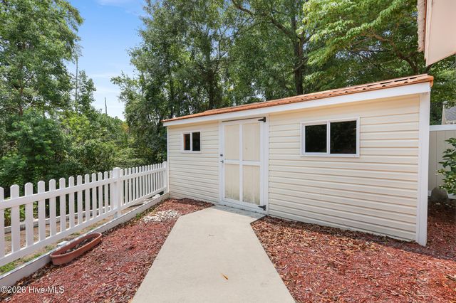 212 Dorchester Place, Wilmington, NC 28412