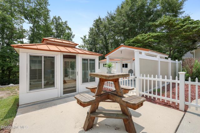 212 Dorchester Place, Wilmington, NC 28412