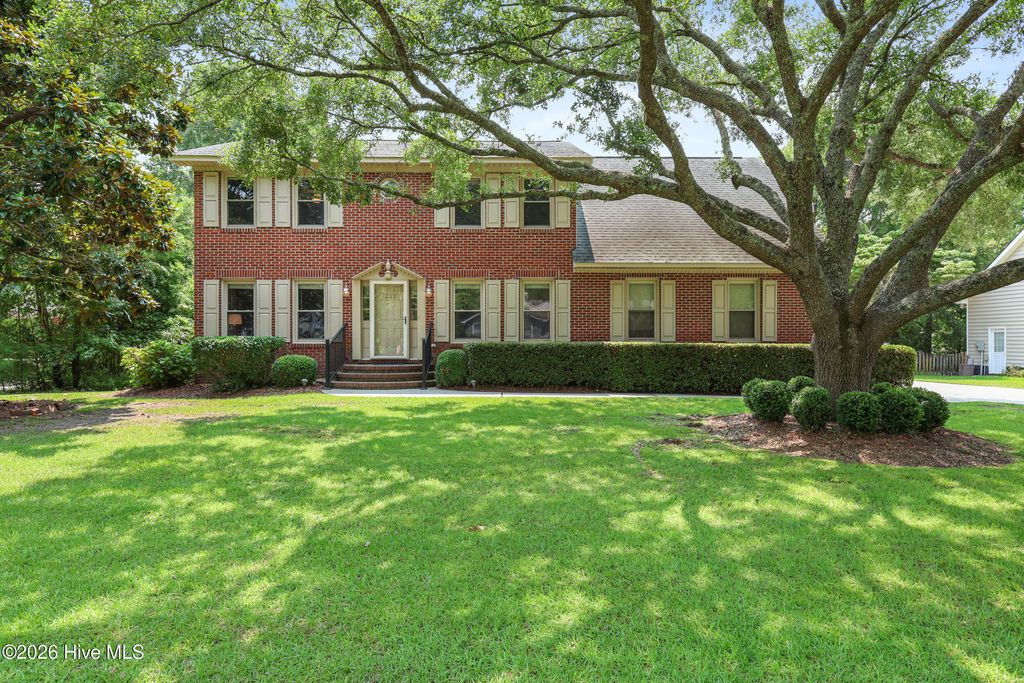 212 Dorchester Place, Wilmington, NC 28412