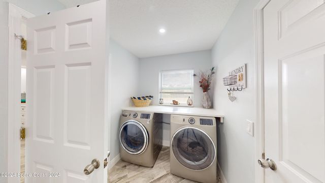 297 Butler Avenue NE, Palm Bay, FL 32907