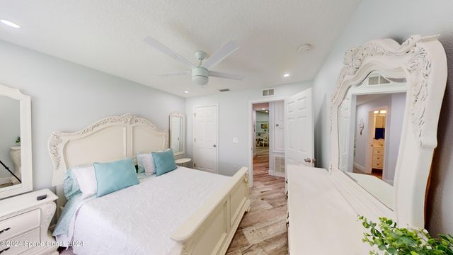 297 Butler Avenue NE, Palm Bay, FL 32907