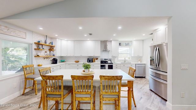 297 Butler Avenue NE, Palm Bay, FL 32907