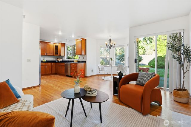 13010 NE 103rd Place, Kirkland, WA 98033