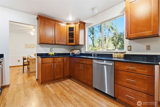 13010 NE 103rd Place, Kirkland, WA 98033