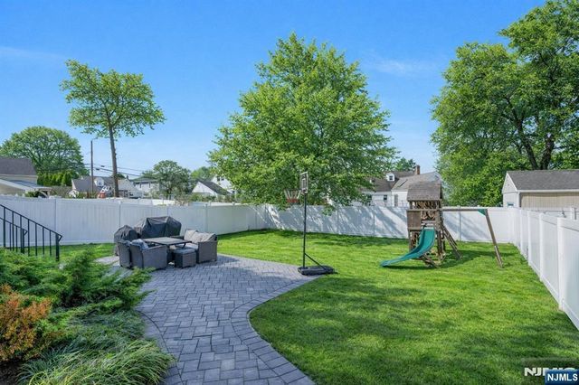 272 S Prospect Avenue, Bergenfield, NJ 07621