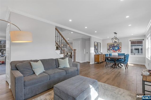 272 S Prospect Avenue, Bergenfield, NJ 07621