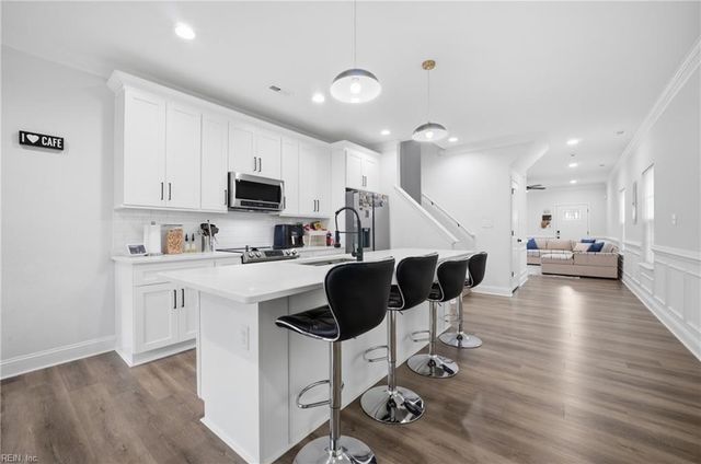 806 Fairland AVE, Hampton, VA 23661