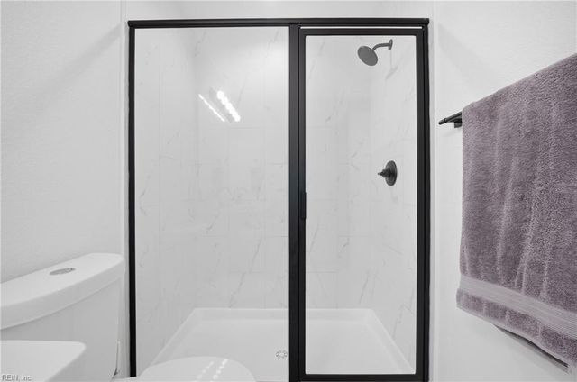 806 Fairland AVE, Hampton, VA 23661