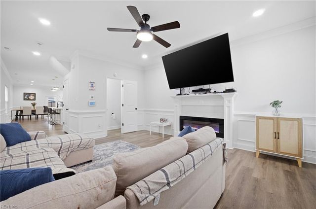 806 Fairland AVE, Hampton, VA 23661