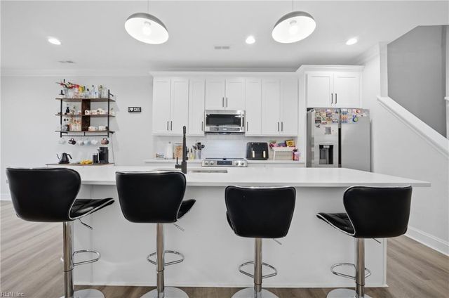 806 Fairland AVE, Hampton, VA 23661