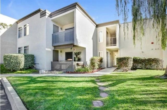432 Edgehill Lane 41, Oceanside, CA 92054
