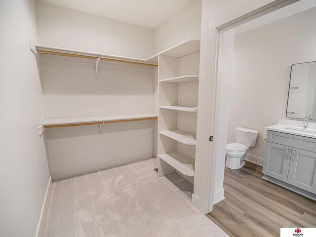 150 W Agnes Drive, Lincoln, NE 68512