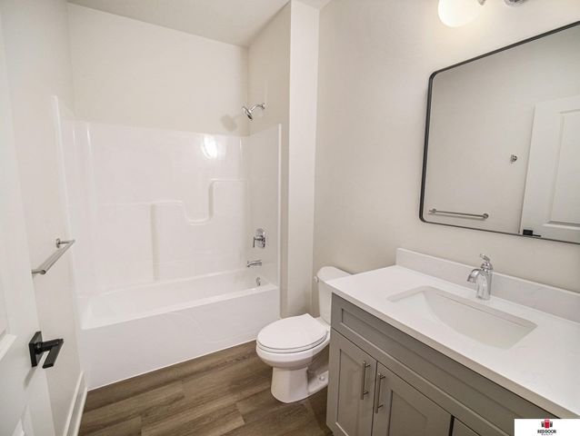 150 W Agnes Drive, Lincoln, NE 68512