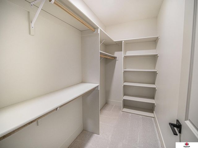 150 W Agnes Drive, Lincoln, NE 68512