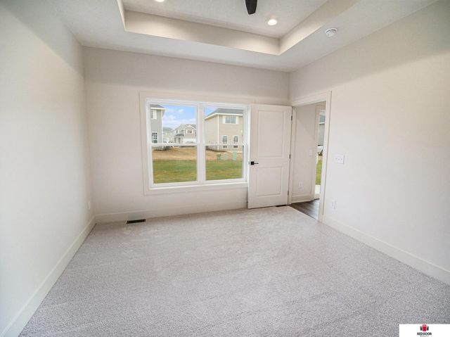 150 W Agnes Drive, Lincoln, NE 68512