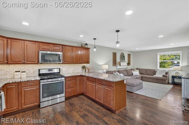 3205 N Milford Road, Highland, MI 48357