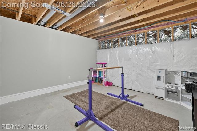 3205 N Milford Road, Highland, MI 48357
