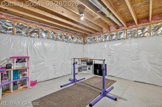 3205 N Milford Road, Highland, MI 48357
