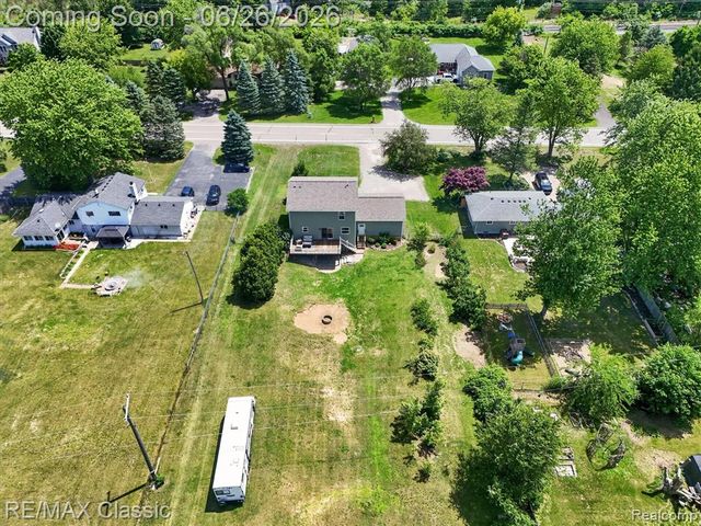 3205 N Milford Road, Highland, MI 48357