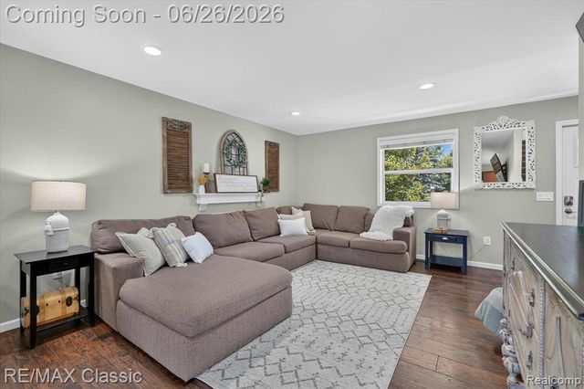 3205 N Milford Road, Highland, MI 48357