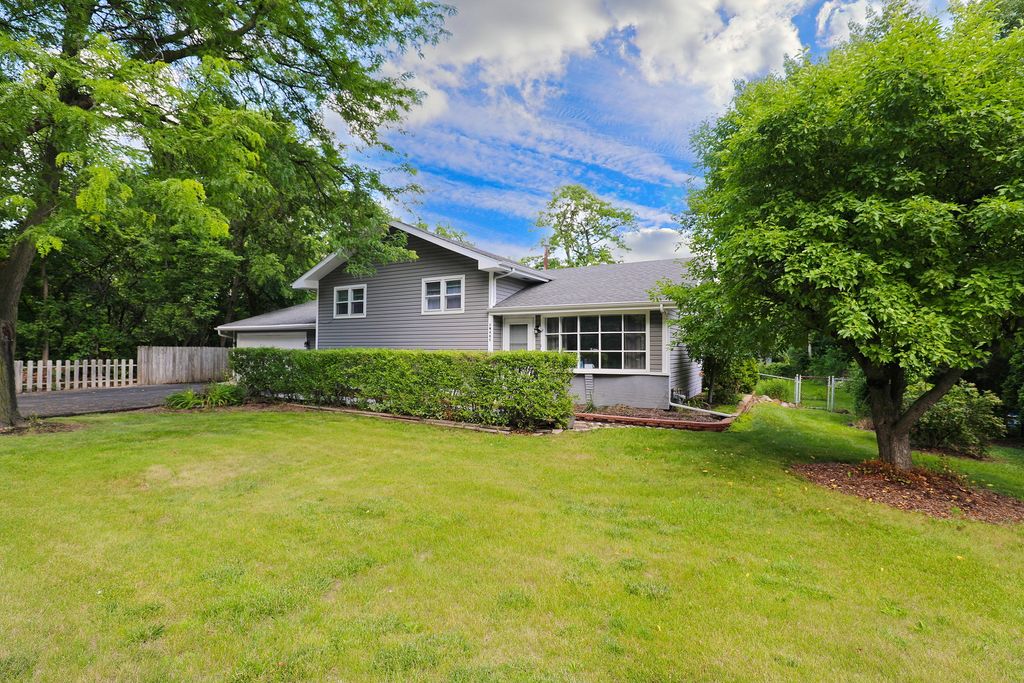 1N485 Neltnor Boulevard, West Chicago, IL 60185