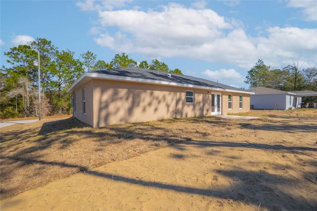 2438 W VESPERO STREET, Citrus Springs, FL 34433