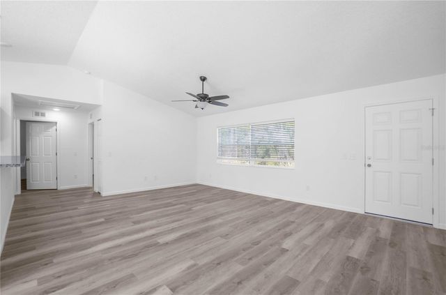 2438 W VESPERO STREET, Citrus Springs, FL 34433