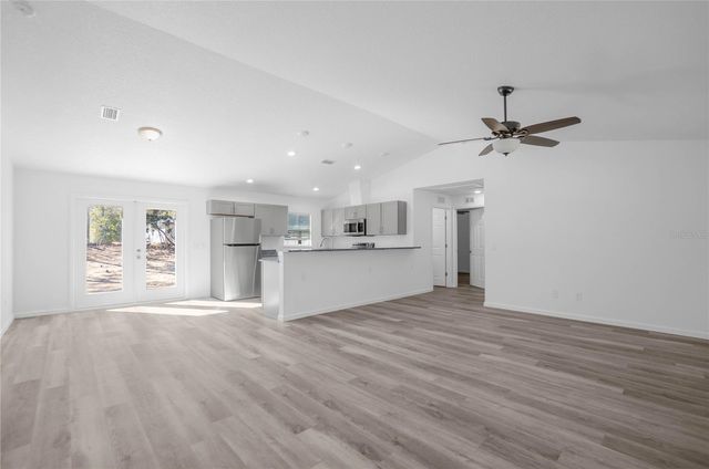 2438 W VESPERO STREET, Citrus Springs, FL 34433